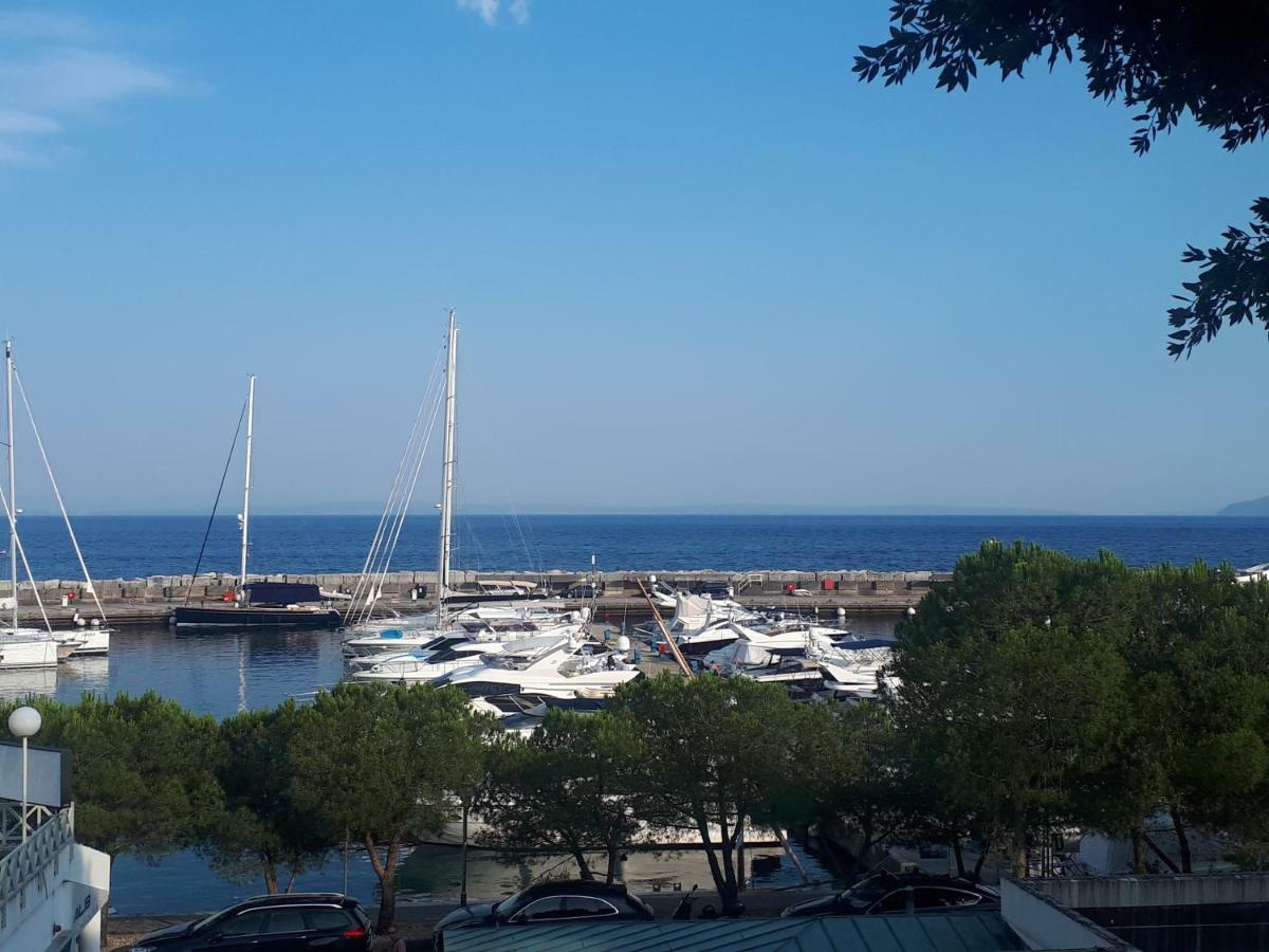 Apartment Koric Opatija Eksteriør billede